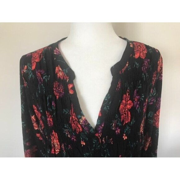 TORRID Long Sleeve Tunic Top Size 1 Button Up Shirred Bodice Black Bright Floral - Picture 2 of 8